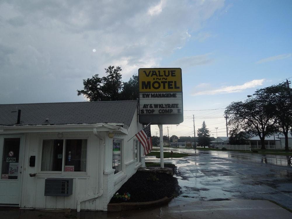 Value Inn Motel Sandusky Exterior photo